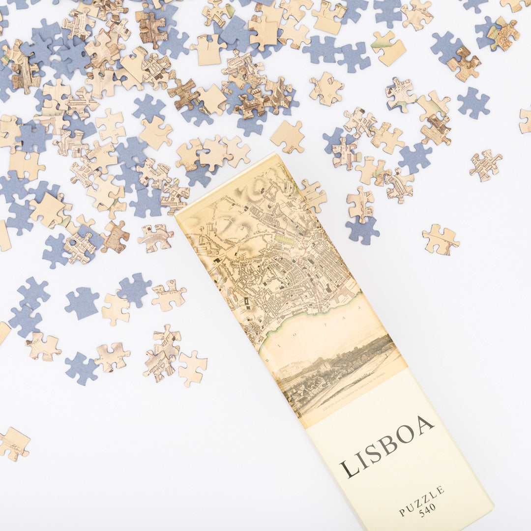 Puzzle Lisboa box and pieces