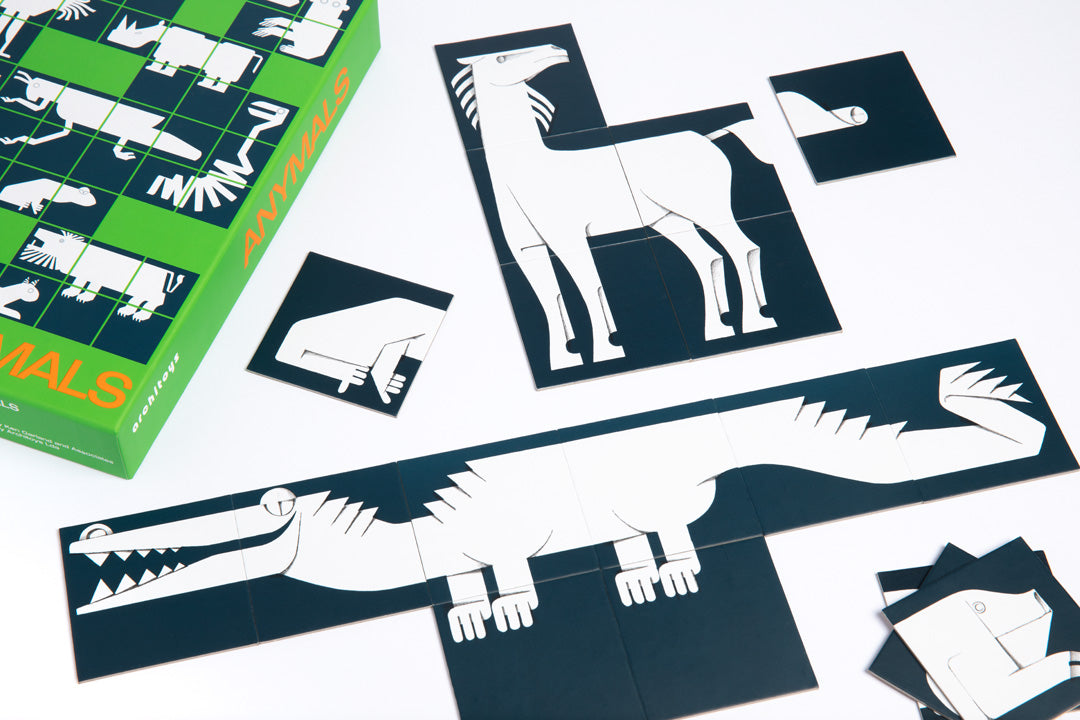 cards forming animals in the game Anymals